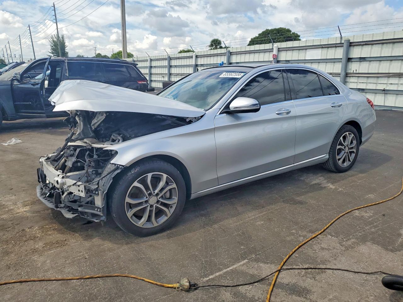 2017 MERCEDES-BENZ C 300 4MATIC