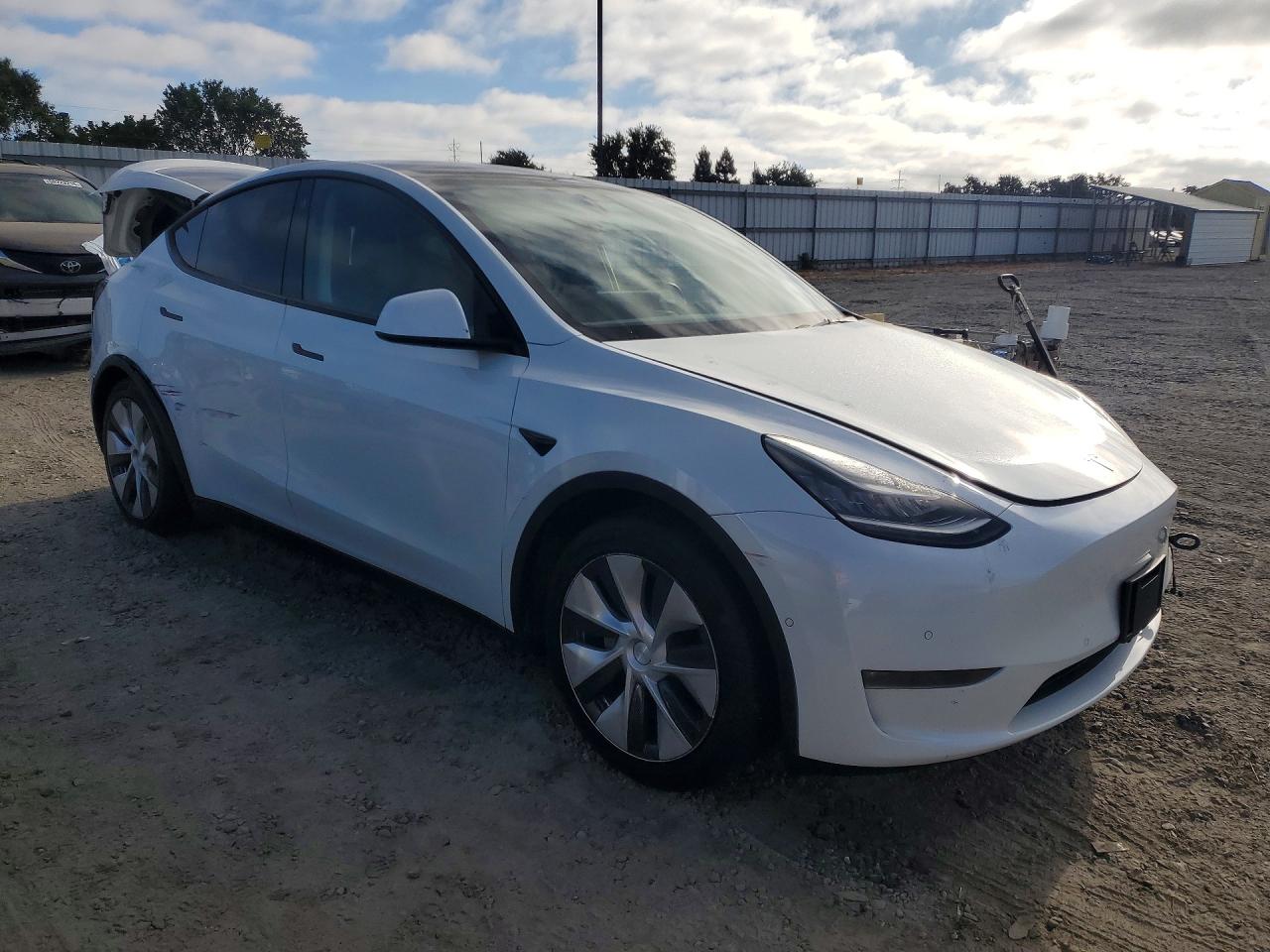 2021 TESLA MODEL Y — снимка 4