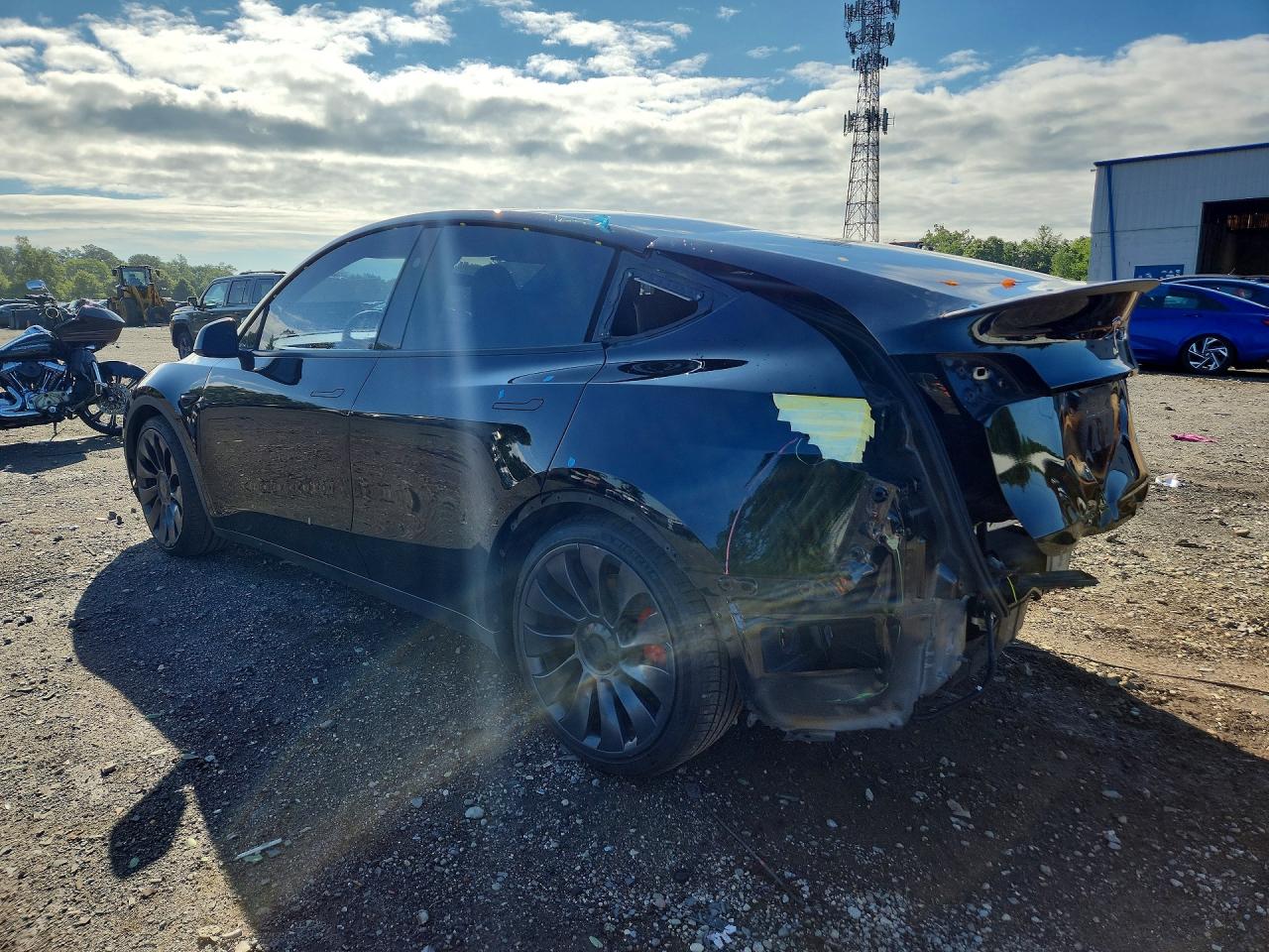 2023 TESLA MODEL Y — снимка 2