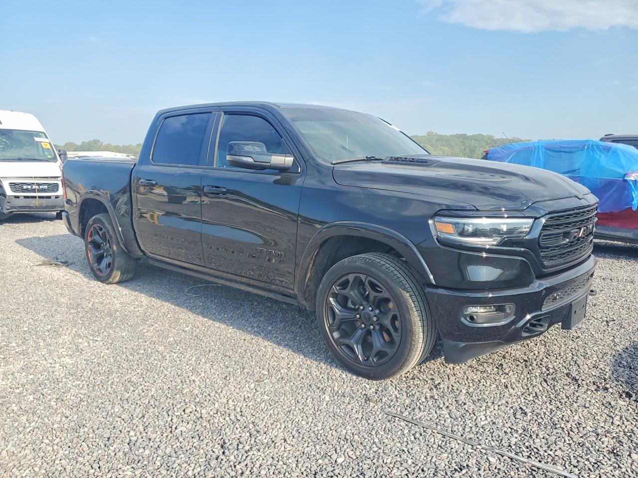 2023 RAM 1500 LIMITED — снимка 4