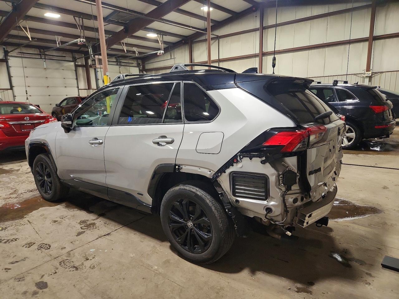 2023 TOYOTA RAV4 XSE — снимка 2