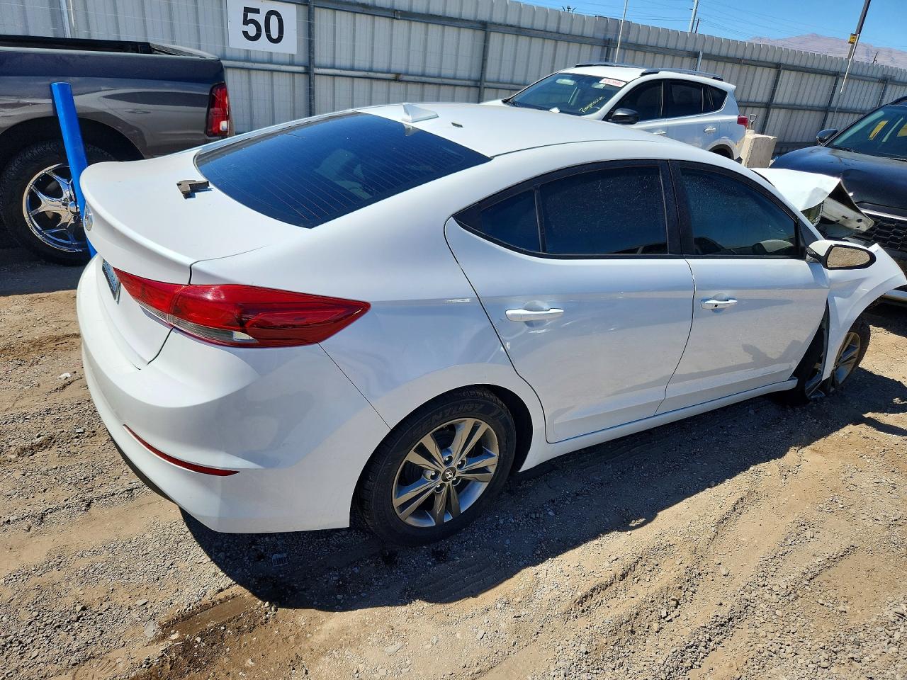 2017 HYUNDAI ELANTRA SE — снимка 3