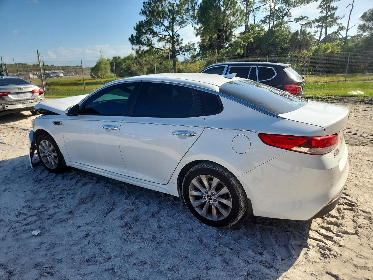 2018 KIA OPTIMA LX — снимка 2