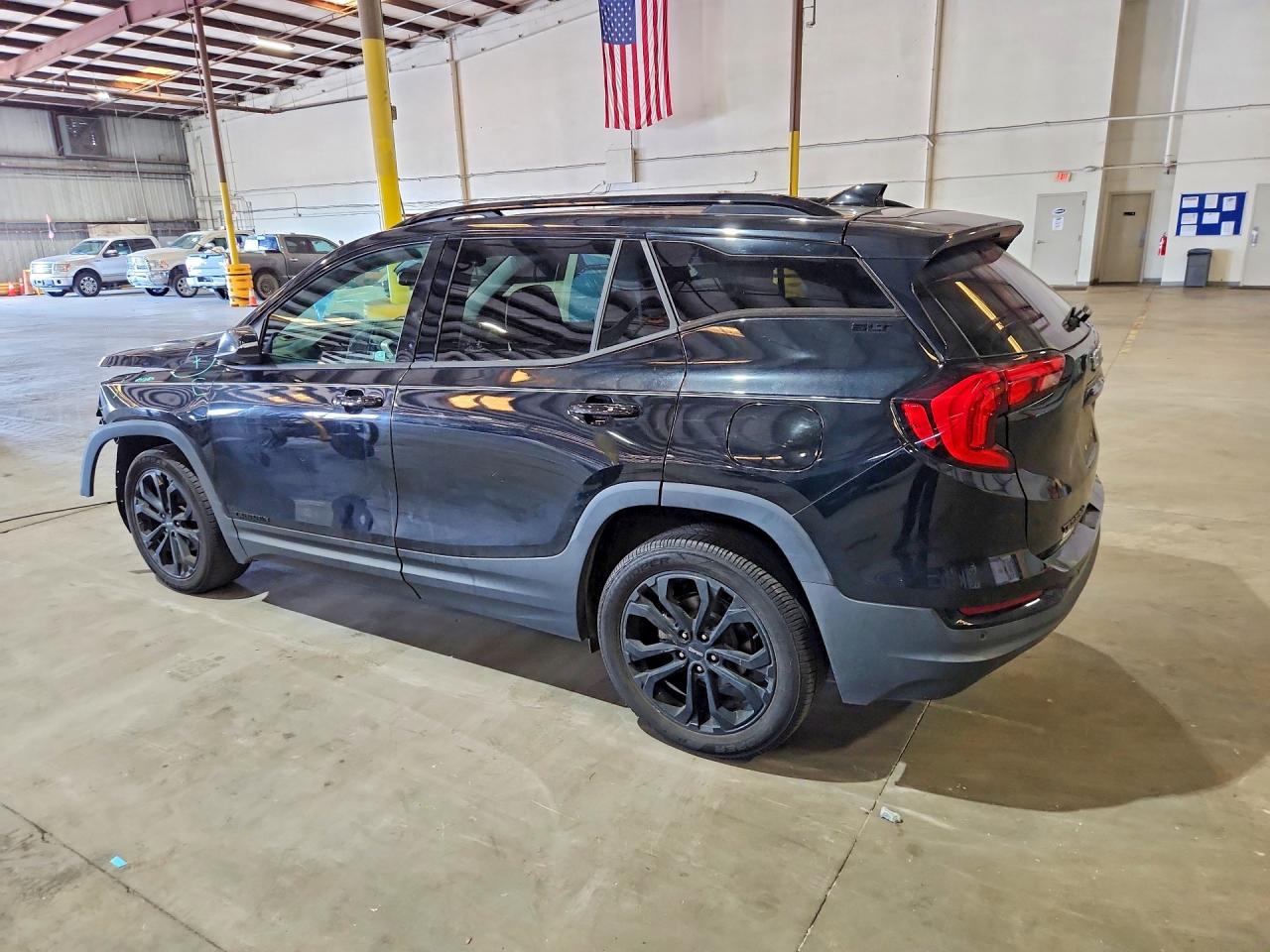 2021 GMC TERRAIN SLT — снимка 2