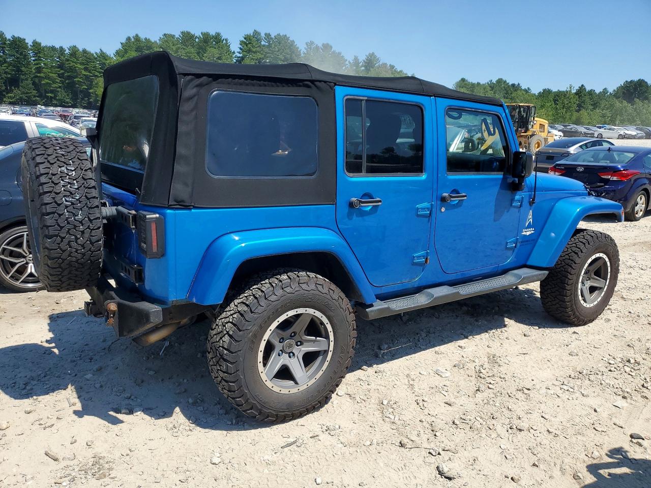 2015 JEEP WRANGLER UNLIMITED SAHARA — снимка 3