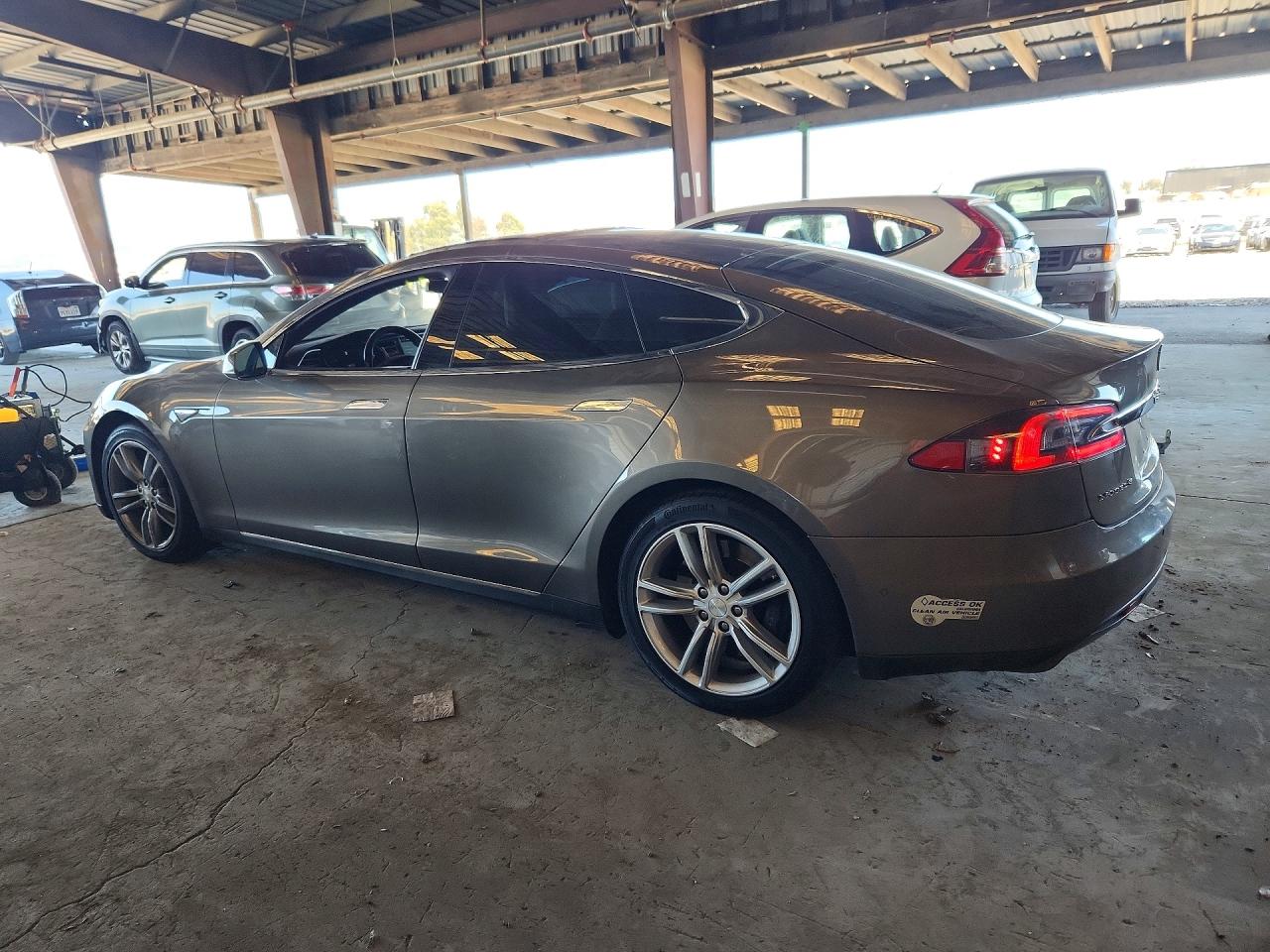 2015 TESLA MODEL S — снимка 2