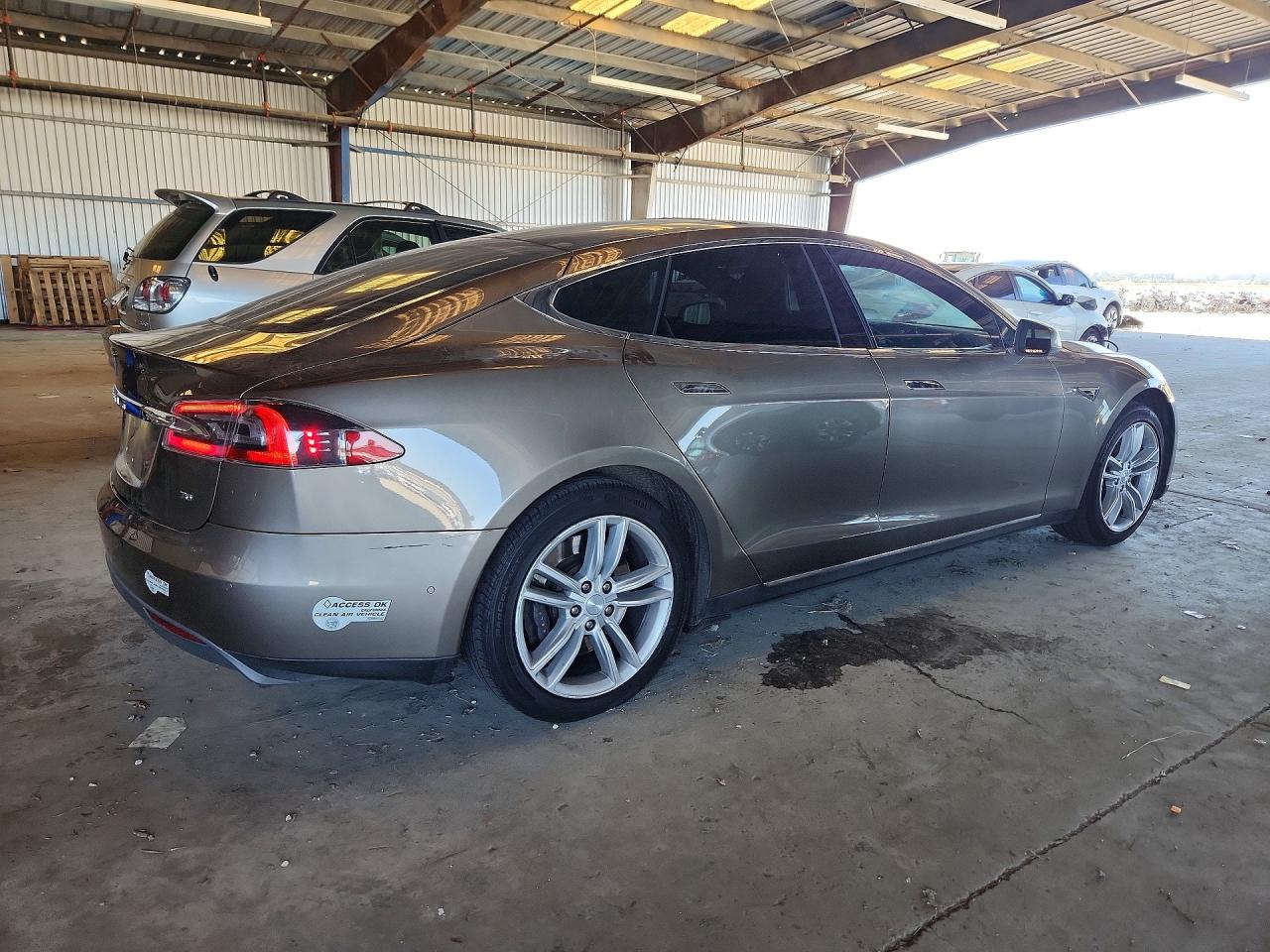 2015 TESLA MODEL S — снимка 3