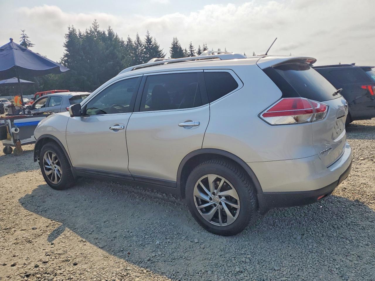 2015 NISSAN ROGUE SL — снимка 2