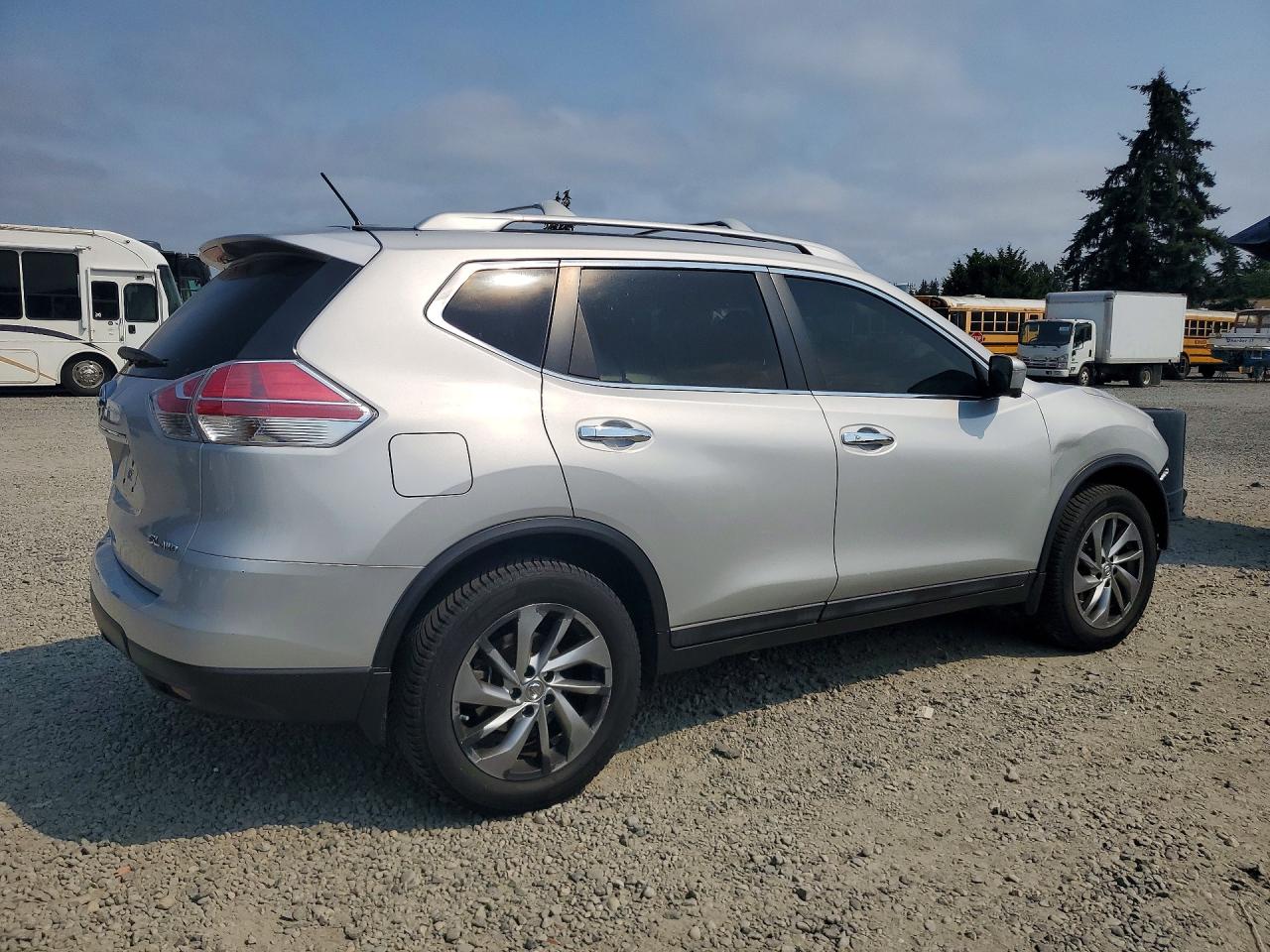 2015 NISSAN ROGUE SL — снимка 3
