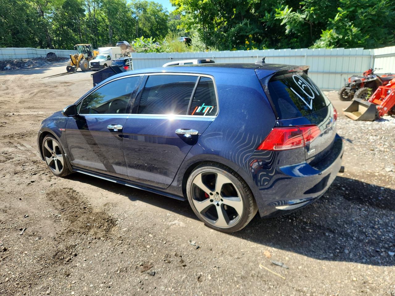 2016 VOLKSWAGEN GTI S/SE — снимка 2