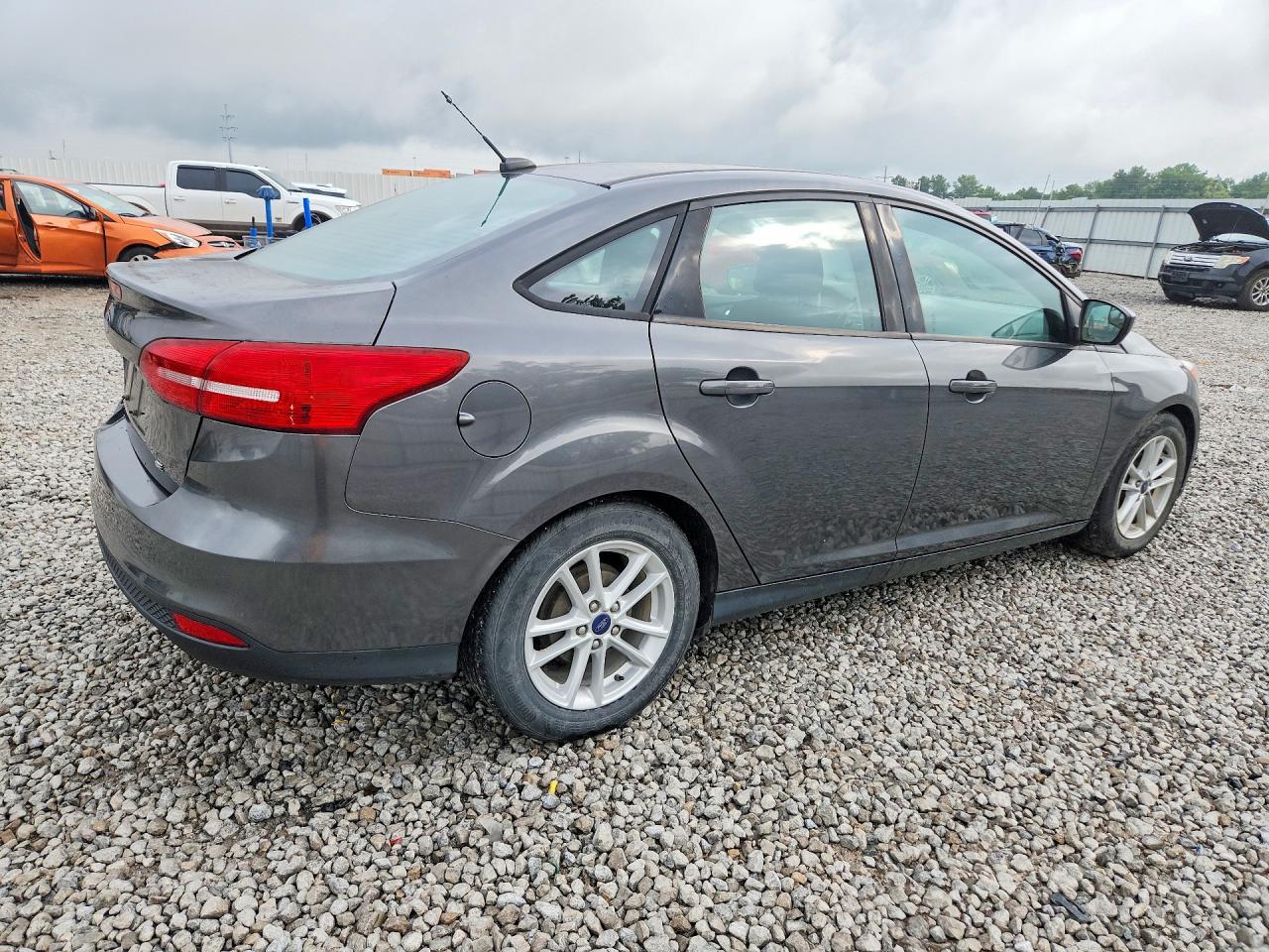 2018 FORD FOCUS SE — снимка 3