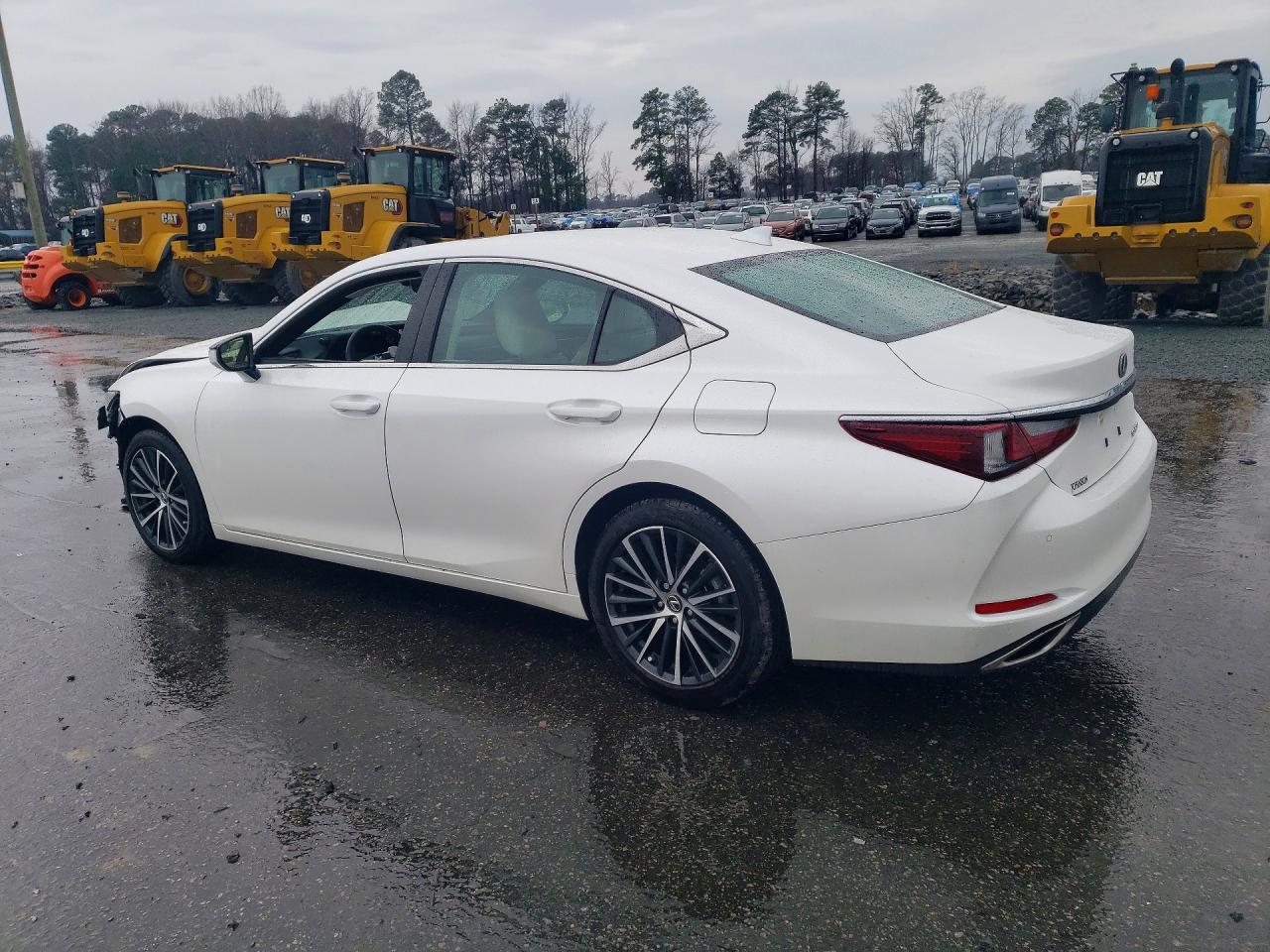 2025 LEXUS ES 350 BASE — снимка 2