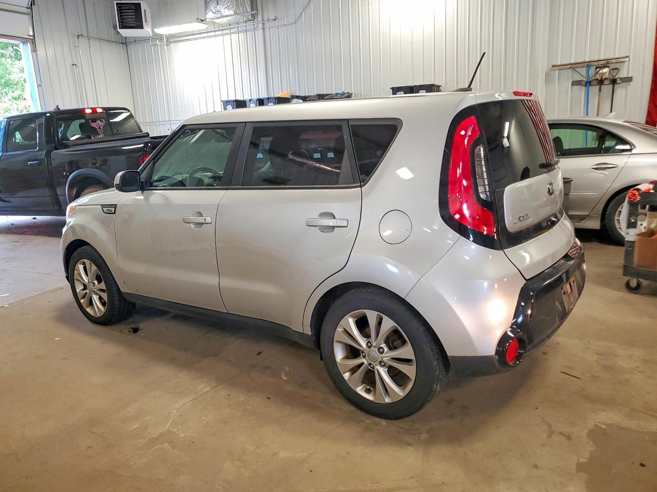 2016 KIA SOUL + — снимка 2