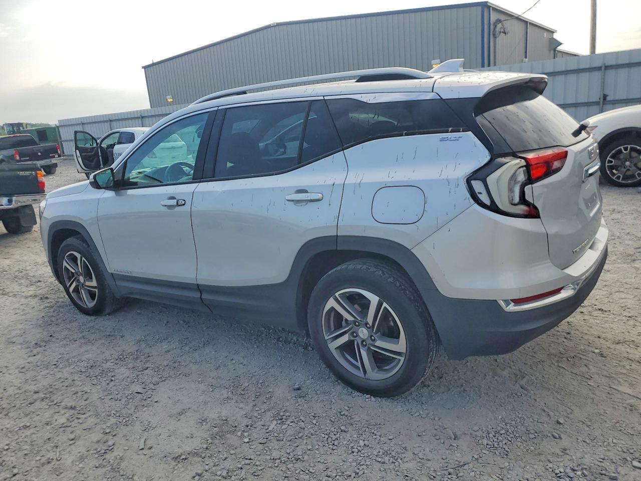2021 GMC TERRAIN SLT — снимка 2