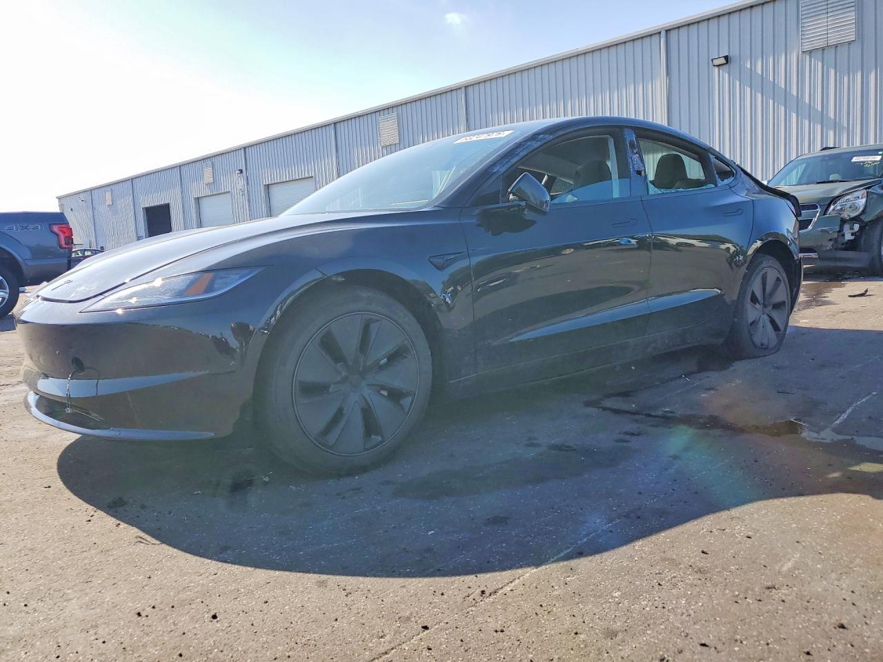 2026 TESLA MODEL 3