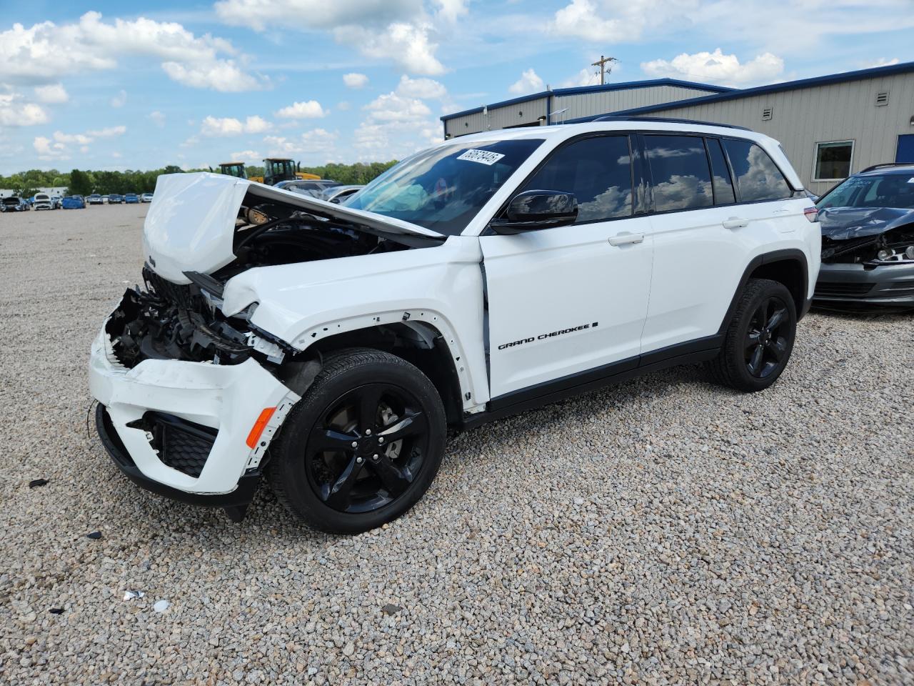 2023 JEEP GRAND CHEROKEE LAREDO
