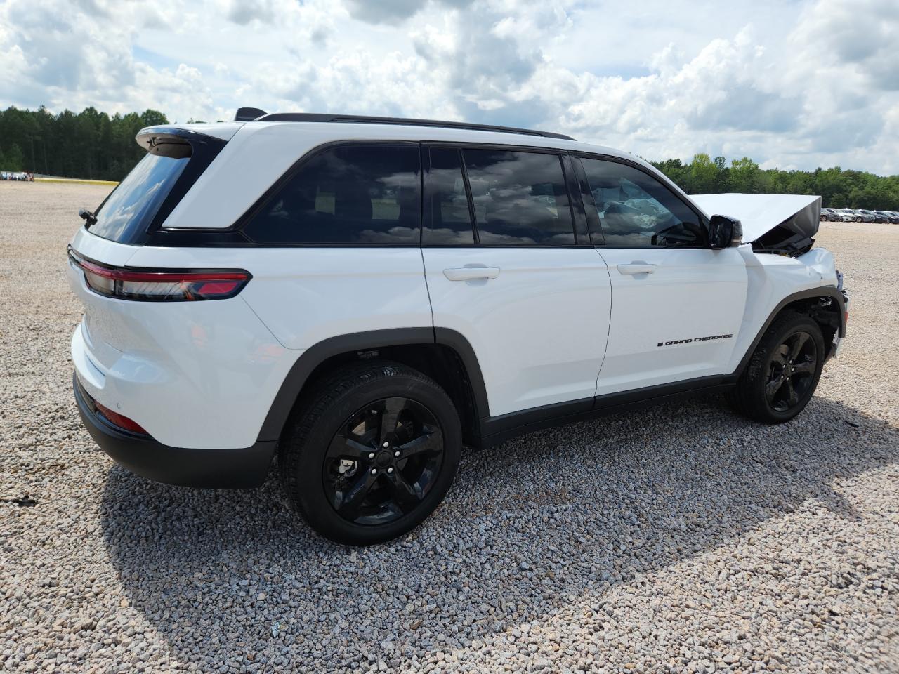 2023 JEEP GRAND CHEROKEE LAREDO — снимка 3