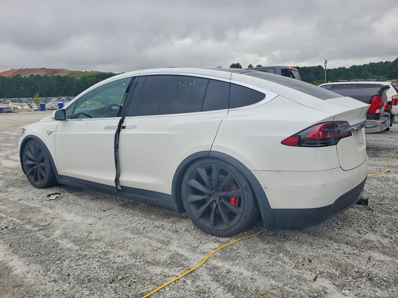 2016 TESLA MODEL X — снимка 2