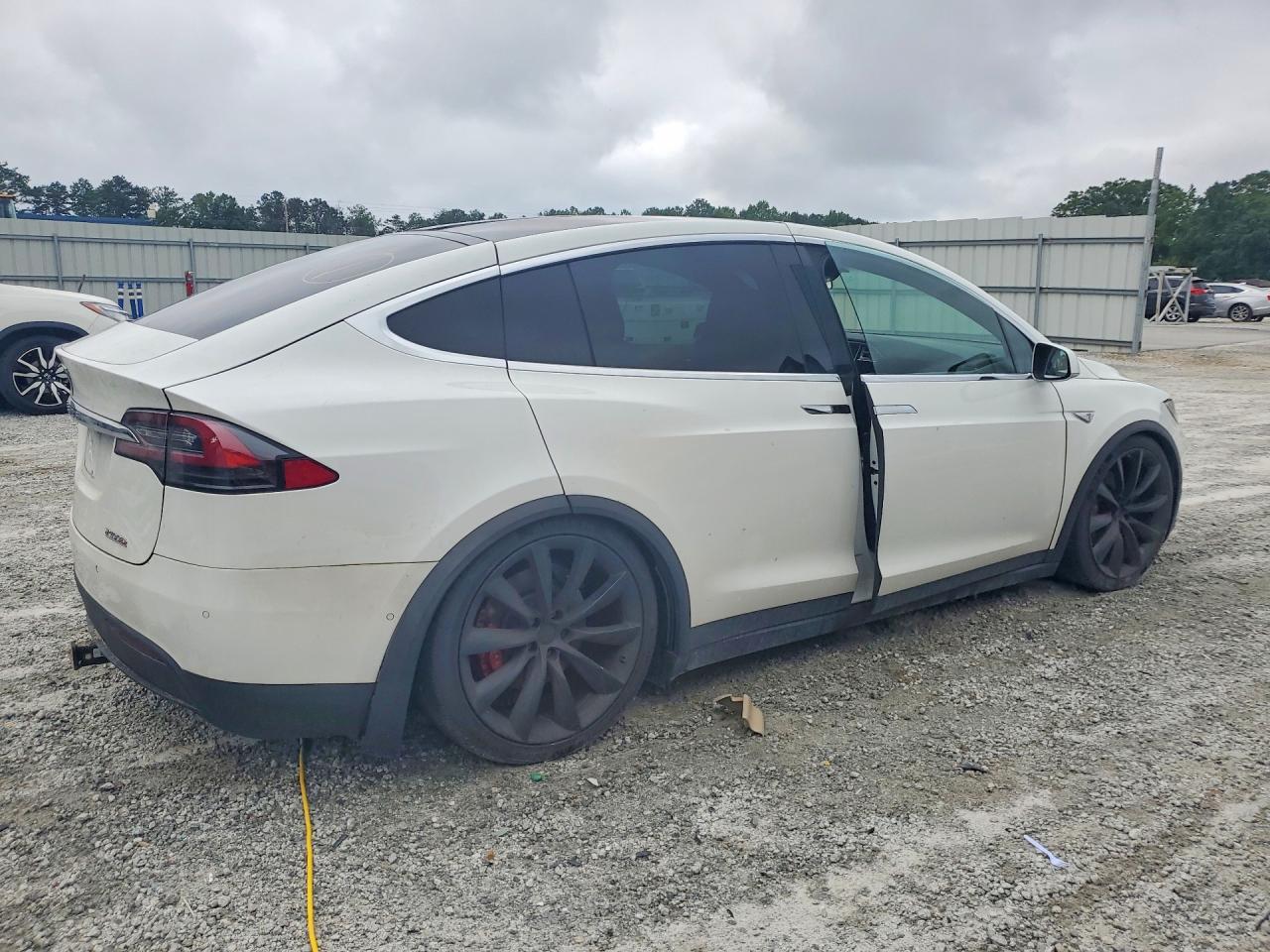2016 TESLA MODEL X — снимка 3