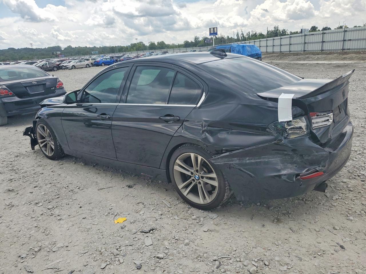 2015 BMW 335 I — снимка 2