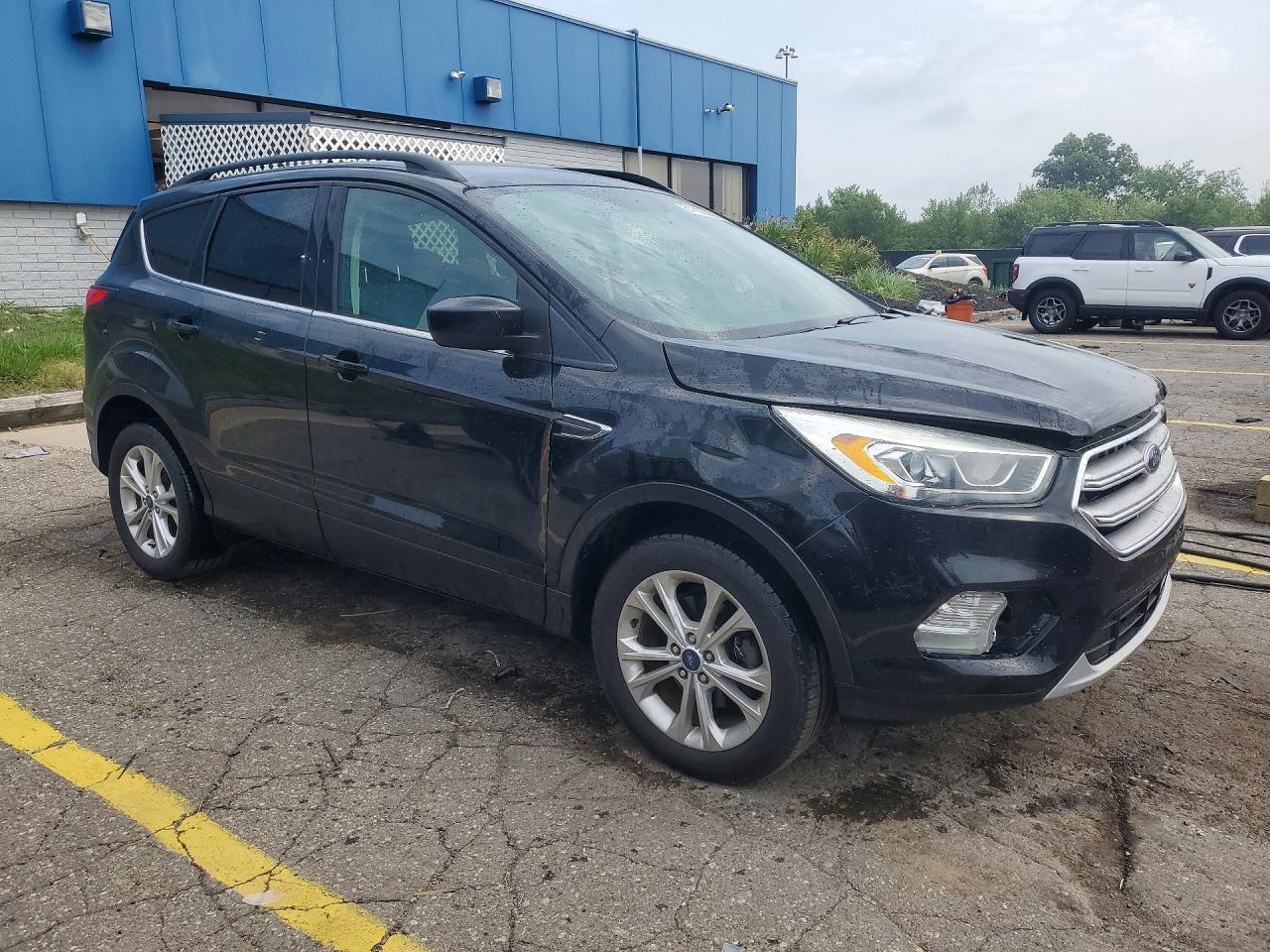 2017 FORD ESCAPE SE — снимка 4