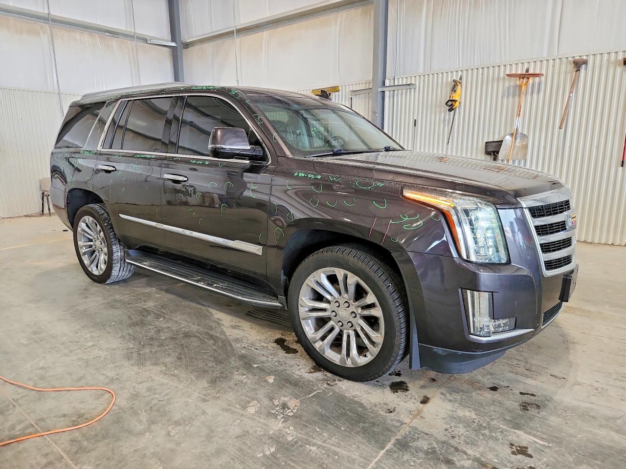 2016 CADILLAC ESCALADE LUXURY — снимка 4
