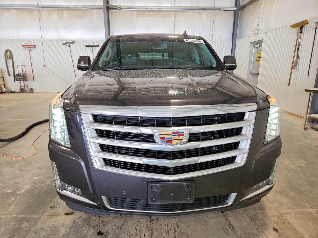 2016 CADILLAC ESCALADE LUXURY — снимка 5