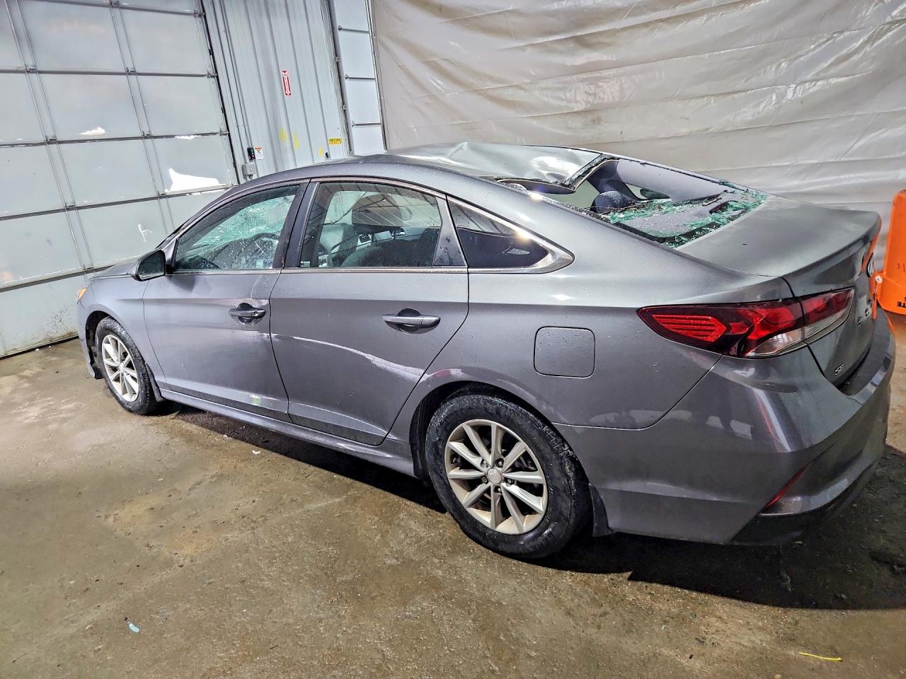 2018 HYUNDAI SONATA SE — снимка 2
