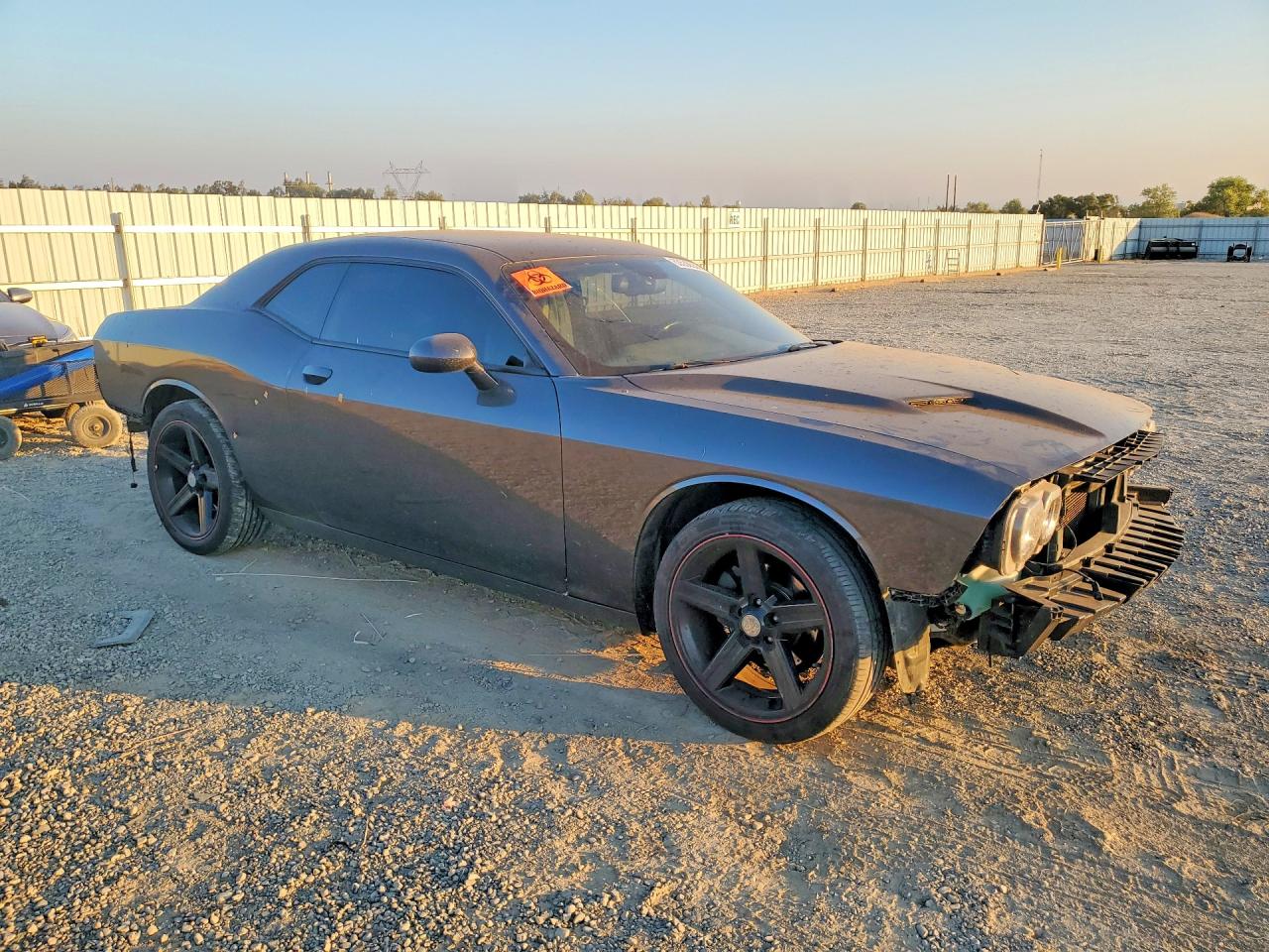 2015 DODGE CHALLENGER SXT — снимка 4
