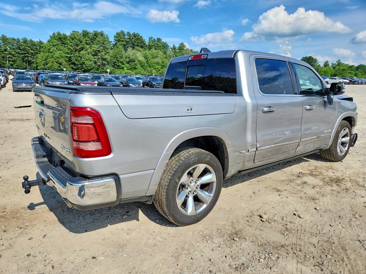 2019 RAM 1500 LIMITED — снимка 3