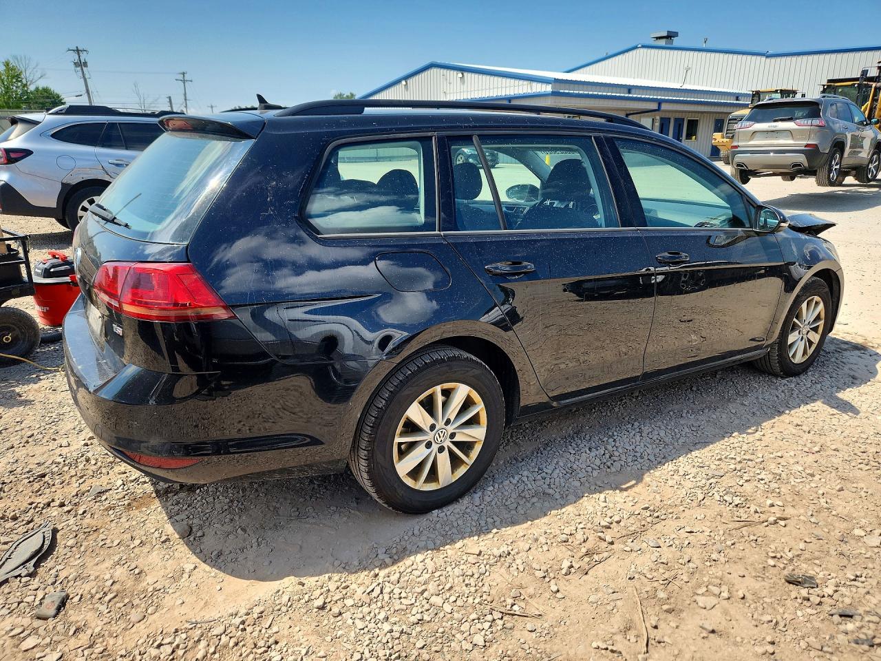 2017 VOLKSWAGEN GOLF SPORTWAGEN S — снимка 3