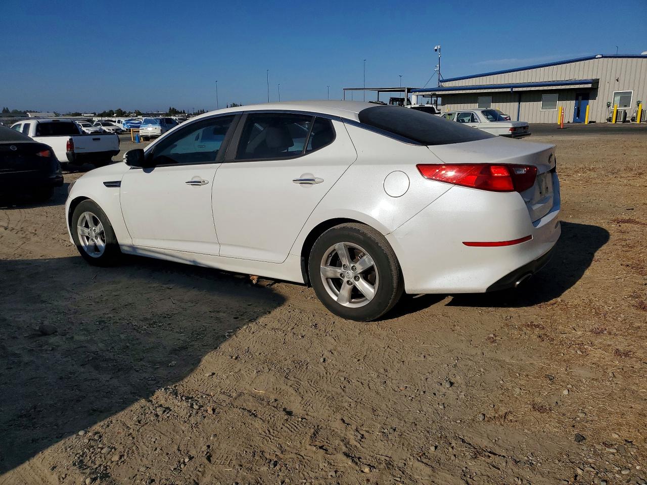 2015 KIA OPTIMA LX — снимка 2