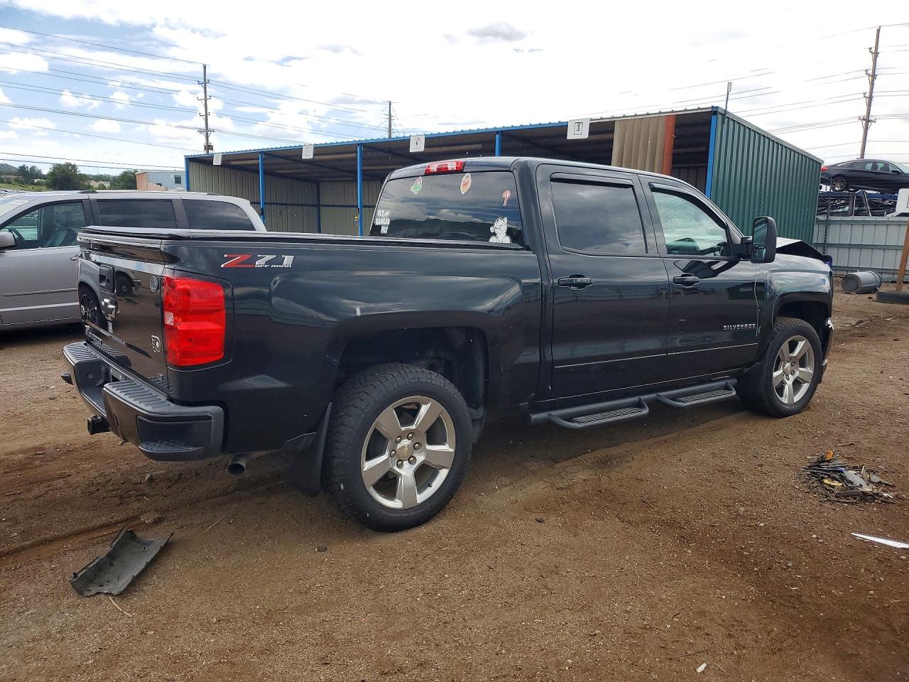 2018 CHEVROLET SILVERADO K1500 LT — снимка 3