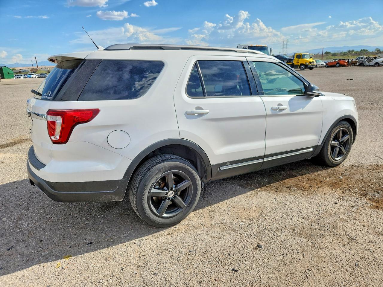 2019 FORD EXPLORER XLT — снимка 3