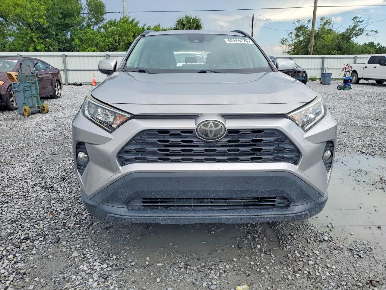 2020 TOYOTA RAV4 XLE — снимка 5