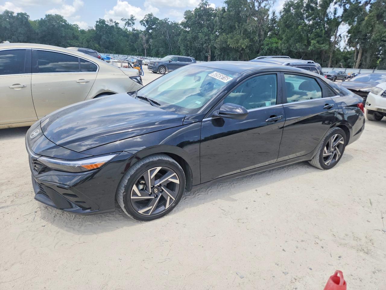 2025 HYUNDAI ELANTRA SEL