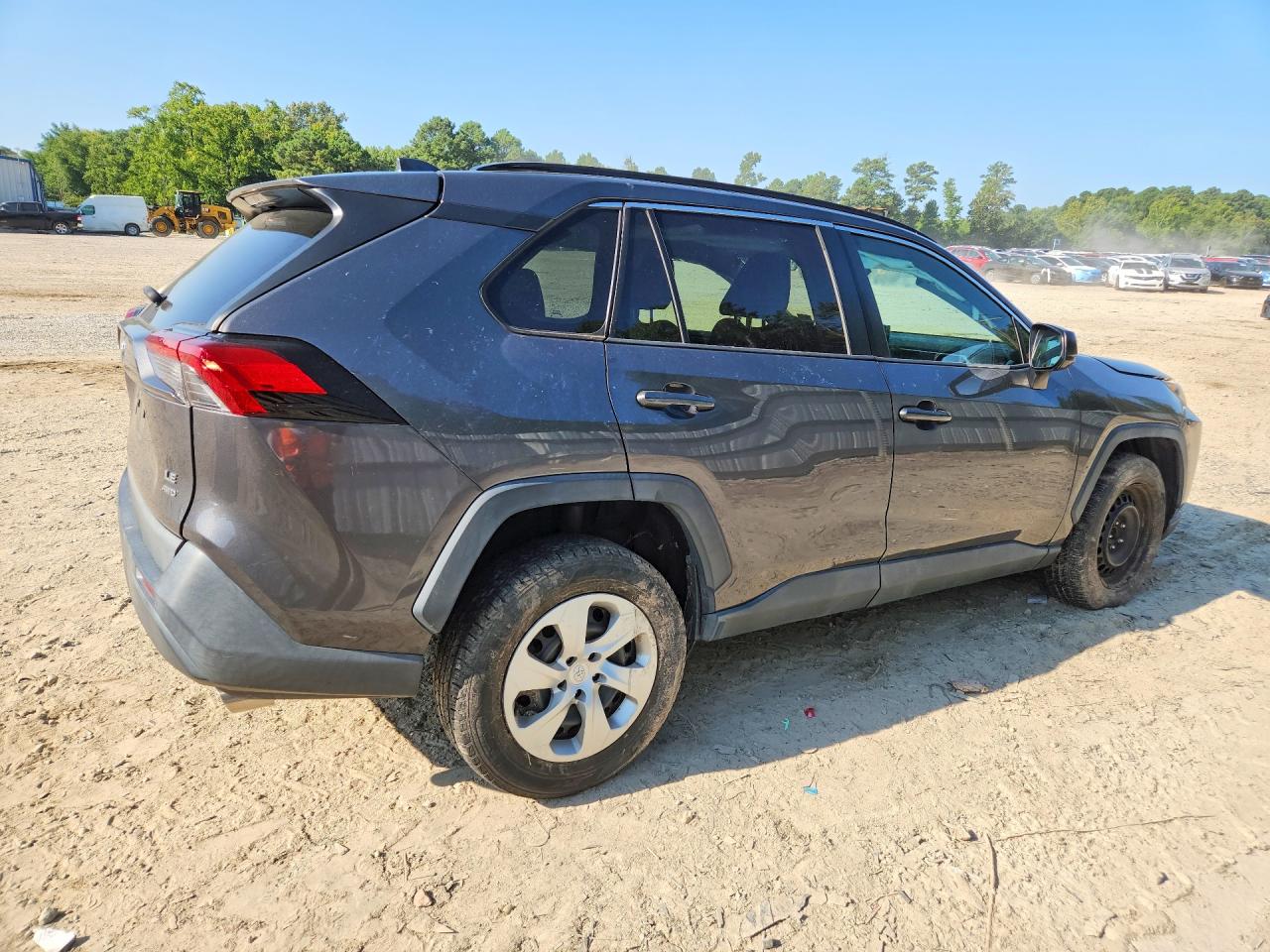 2019 TOYOTA RAV4 LE — снимка 3