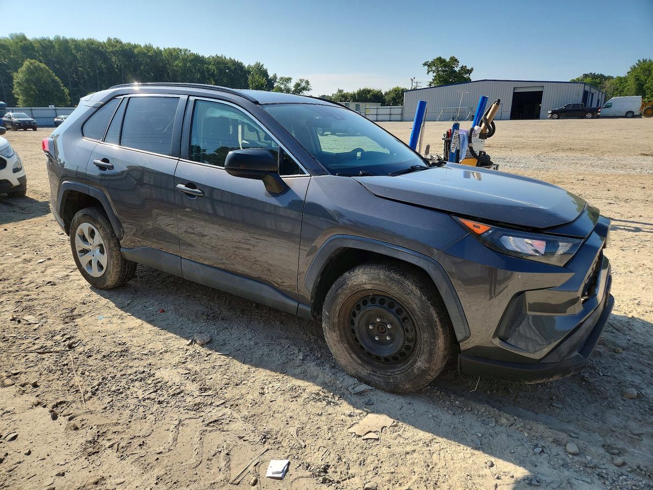 2019 TOYOTA RAV4 LE — снимка 4