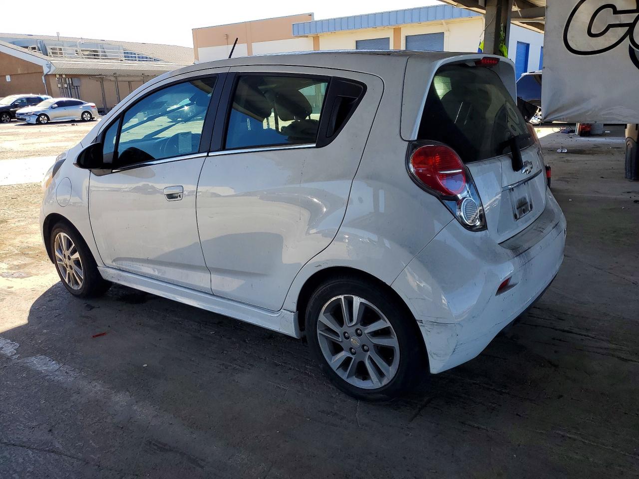 2015 CHEVROLET SPARK EV 2LT — снимка 2