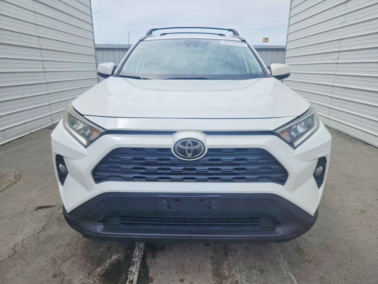 2019 TOYOTA RAV4 XLE — снимка 5