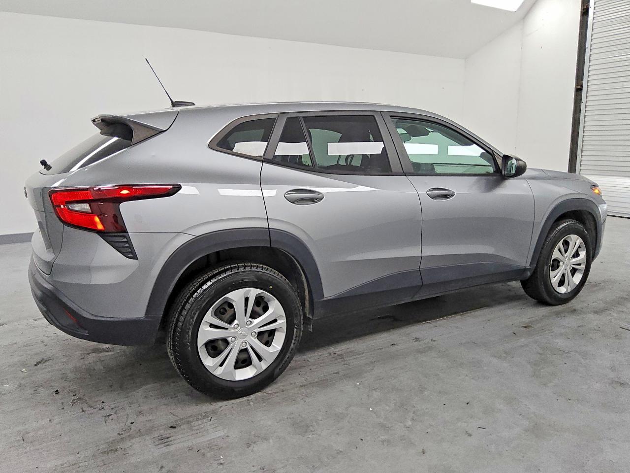 2024 CHEVROLET TRAX LS — снимка 3