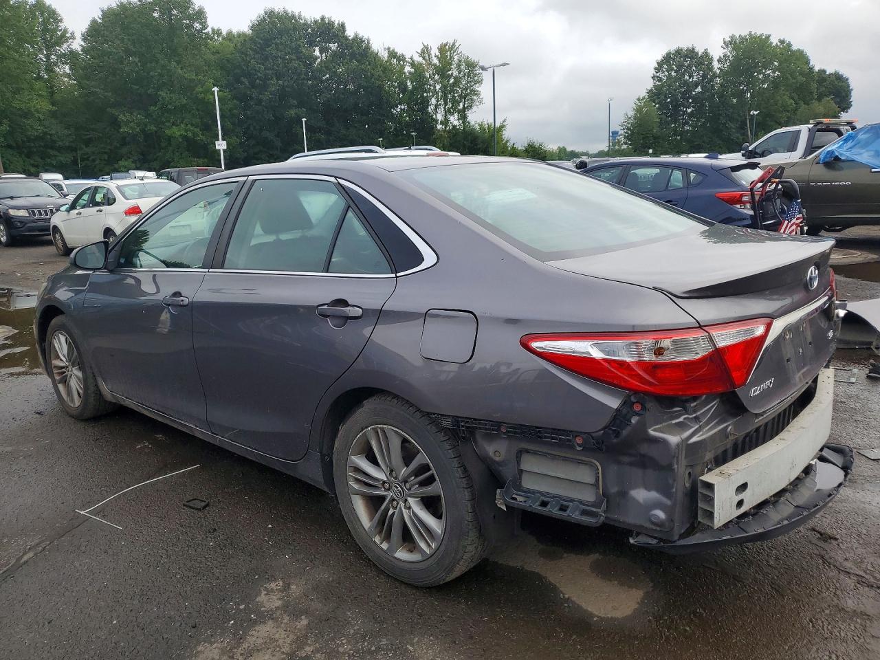 2016 TOYOTA CAMRY SE — снимка 2