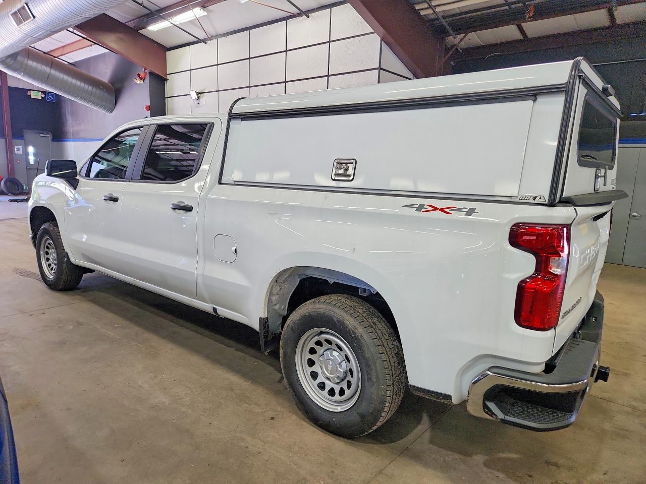 2026 CHEVROLET SILVERADO K1500 — снимка 2