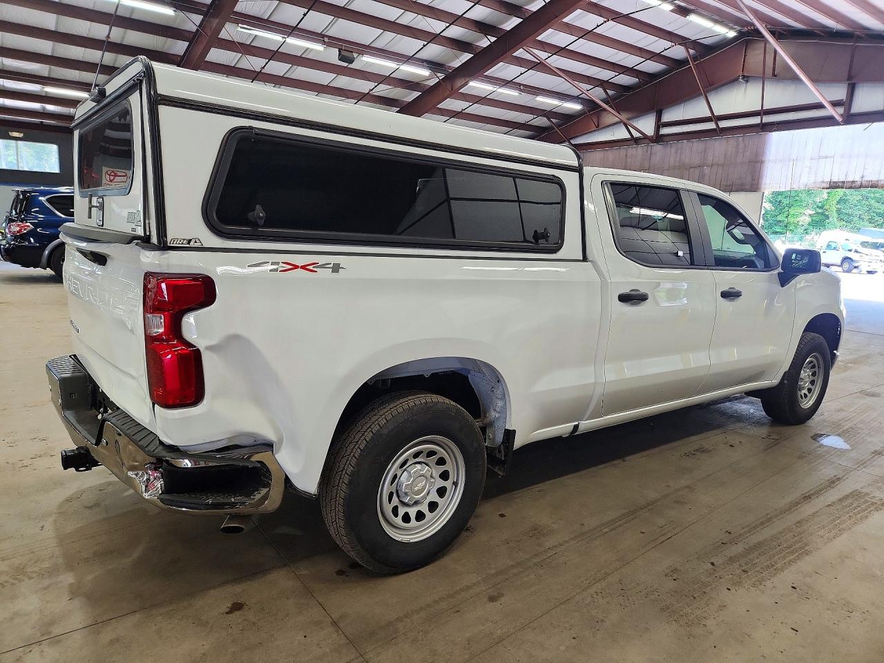 2026 CHEVROLET SILVERADO K1500 — снимка 3