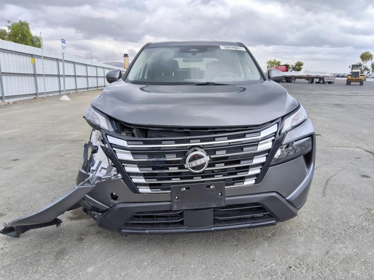 2025 NISSAN ROGUE SV — photo 5