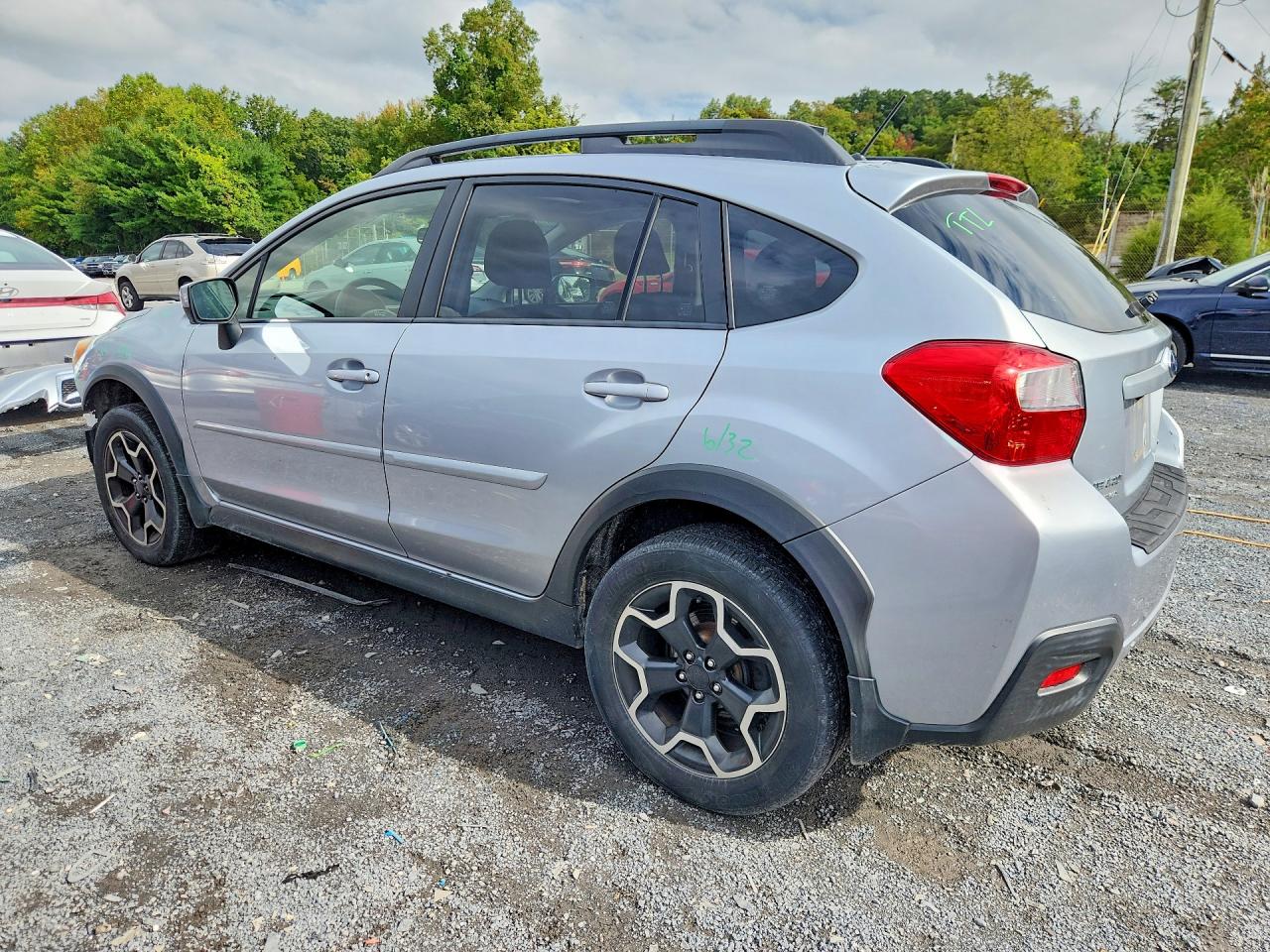 2015 SUBARU XV CROSSTREK 2.0 PREMIUM — снимка 2