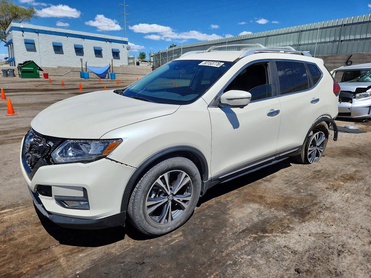 2017 NISSAN ROGUE SL