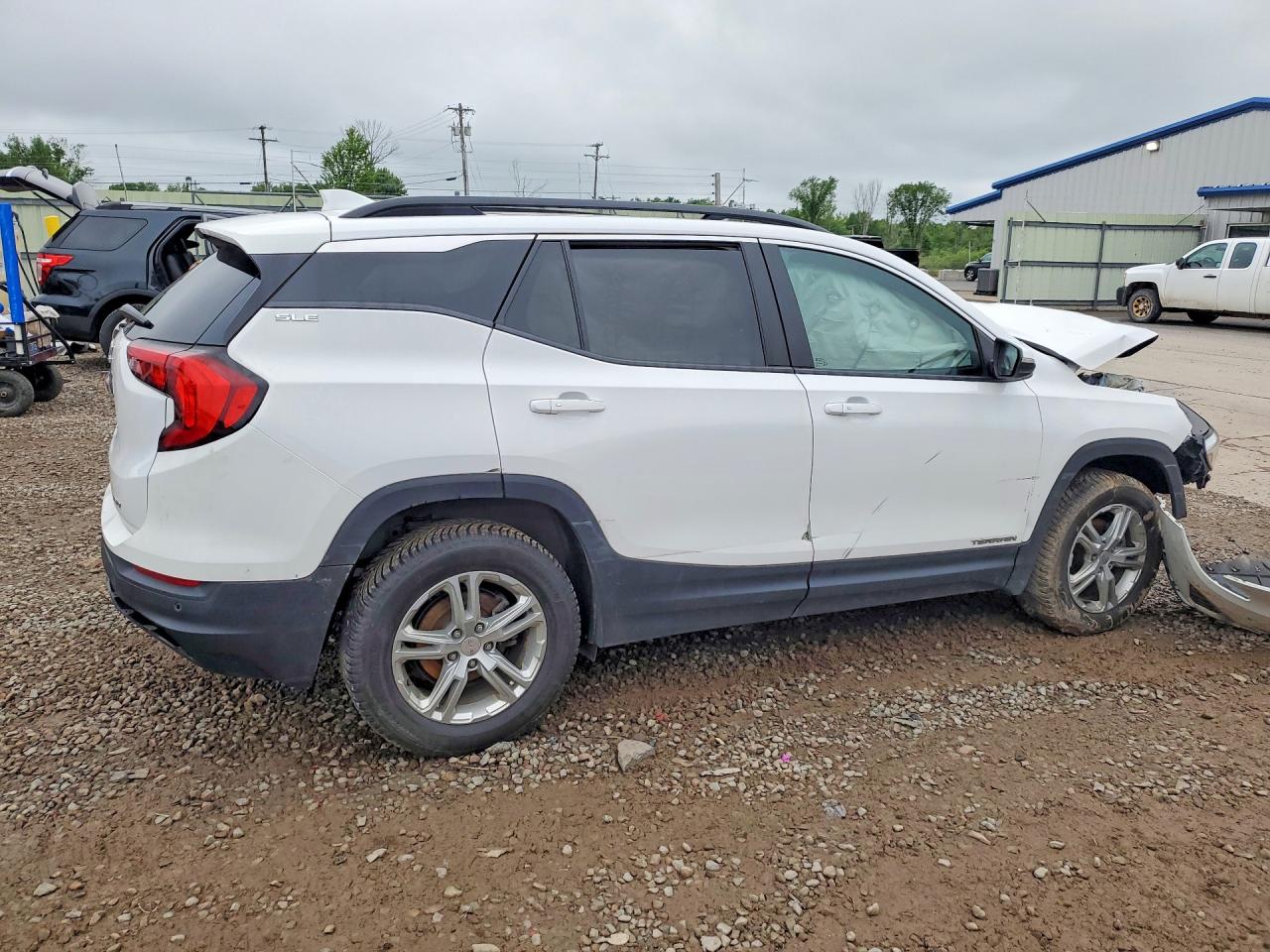 2021 GMC TERRAIN SLE — снимка 3