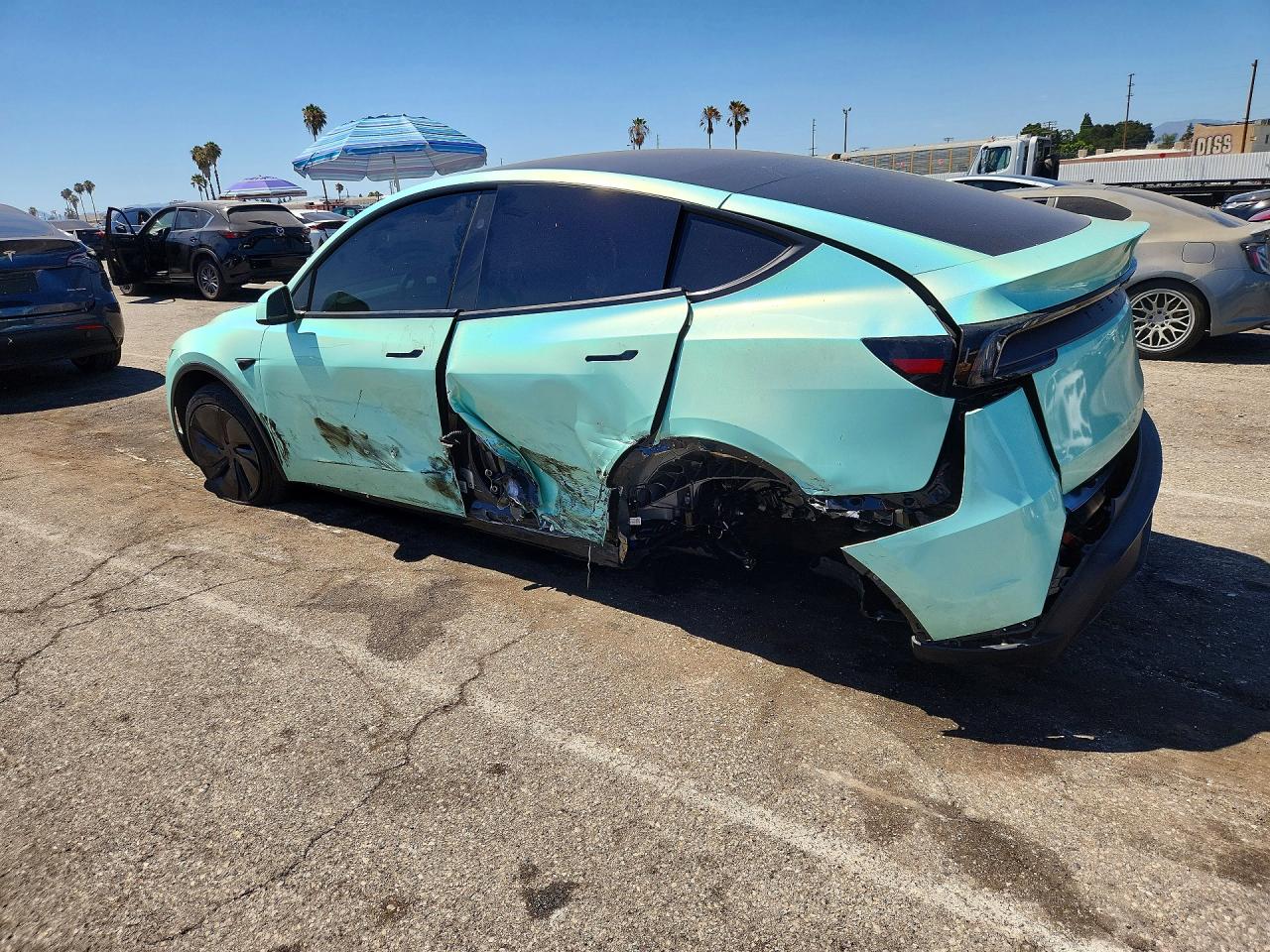 2026 TESLA MODEL Y — снимка 2