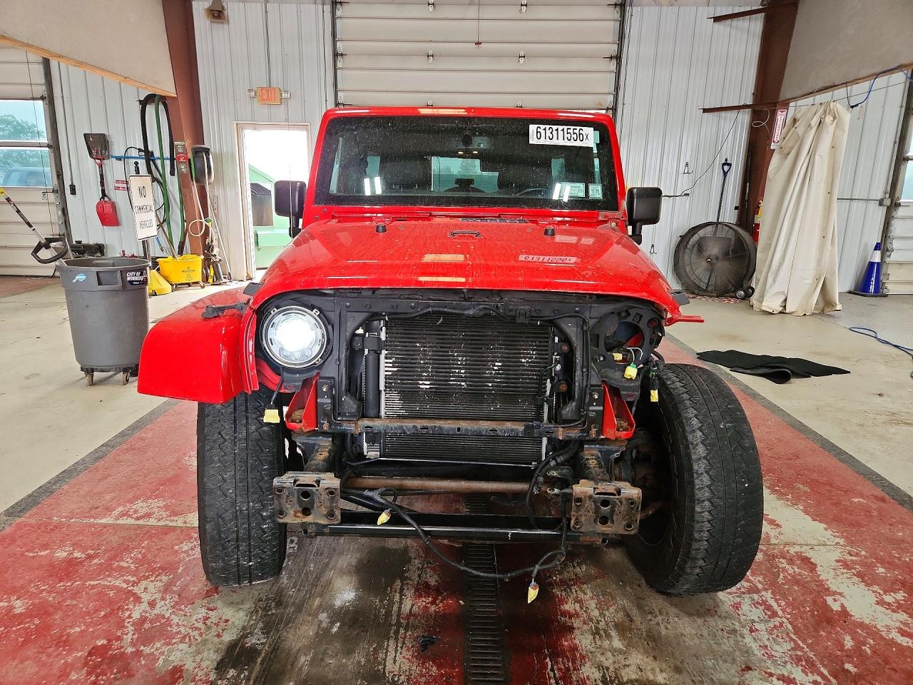 2017 JEEP WRANGLER UNLIMITED SAHARA — снимка 5